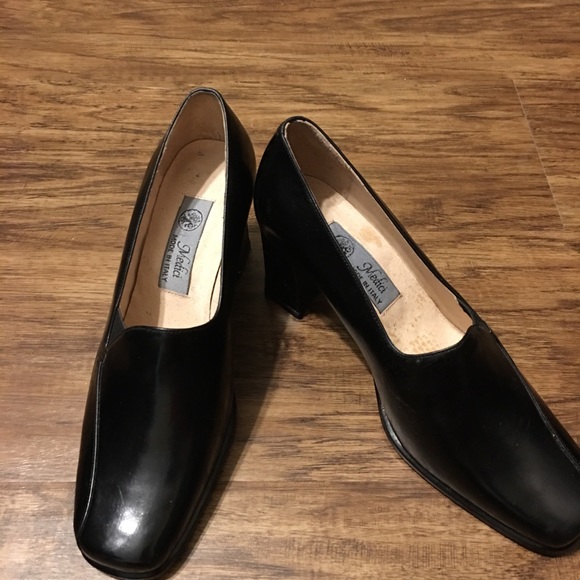 Medici Shoes - Picture 3 of 8